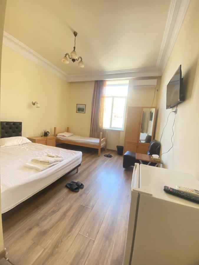 יירבאן Villa Rosa מראה חיצוני תמונה