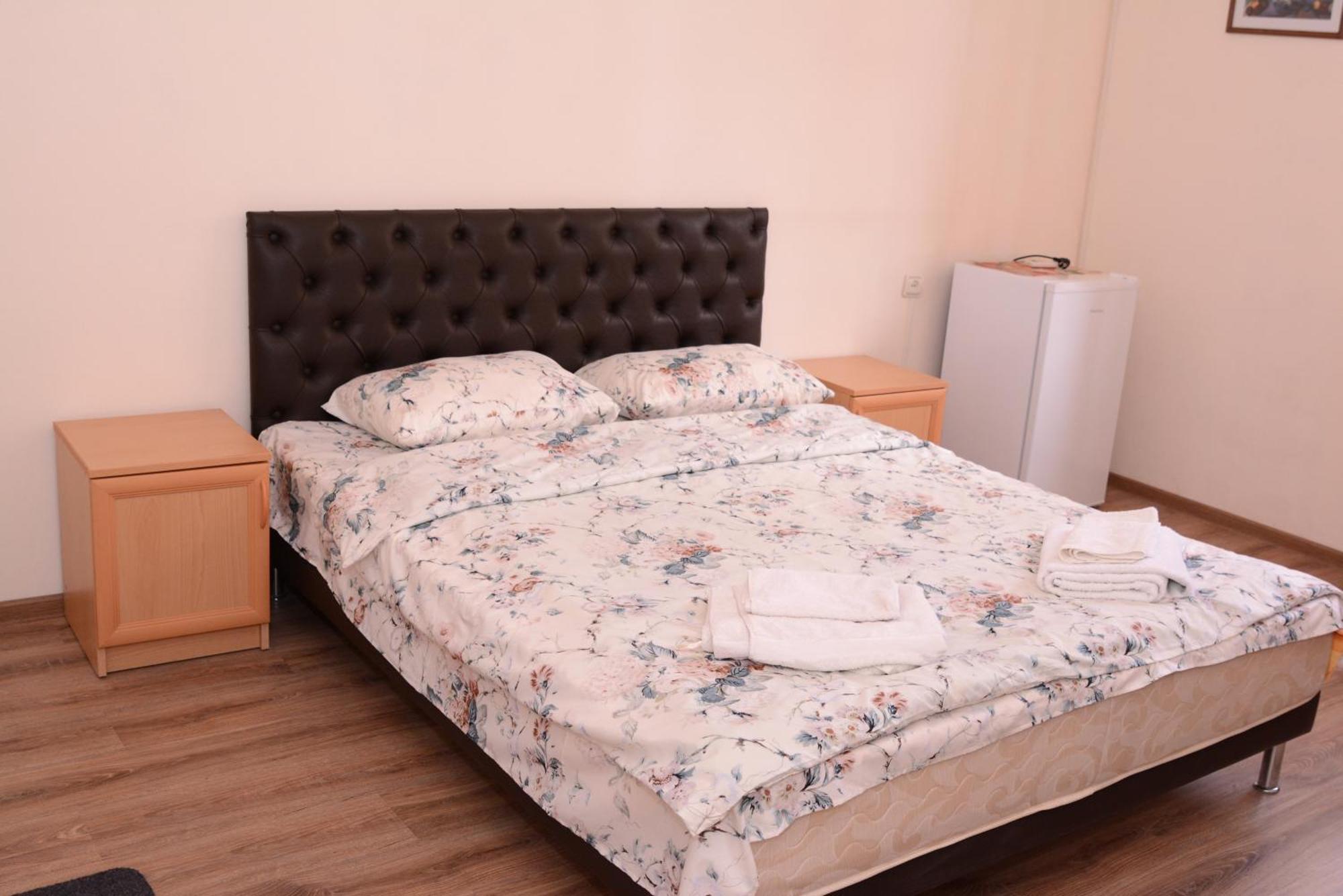 יירבאן Villa Rosa מראה חיצוני תמונה