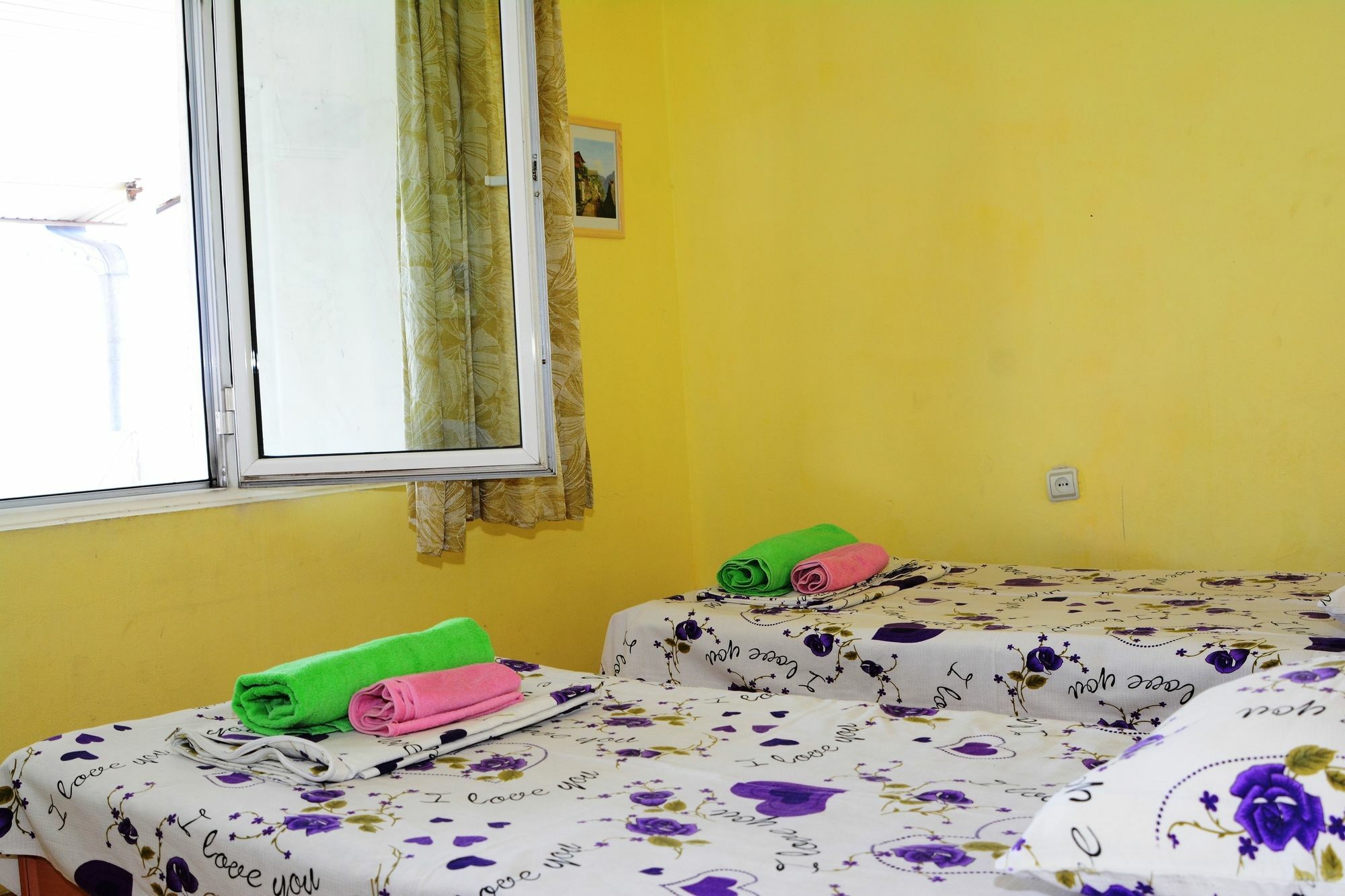 יירבאן Villa Rosa מראה חיצוני תמונה